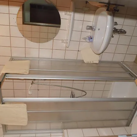 Hotel Zum Lutten Didi Friedeburg (Lower Saxony)