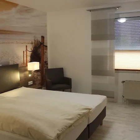 Zum Lutten Didi Hotel Friedeburg (Lower Saxony)